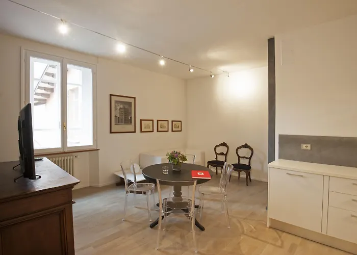 Palazzo Dalla Rosa Prati Aparthotel Parma