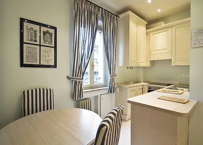 Palazzo Dalla Rosa Prati Aparthotel Parma