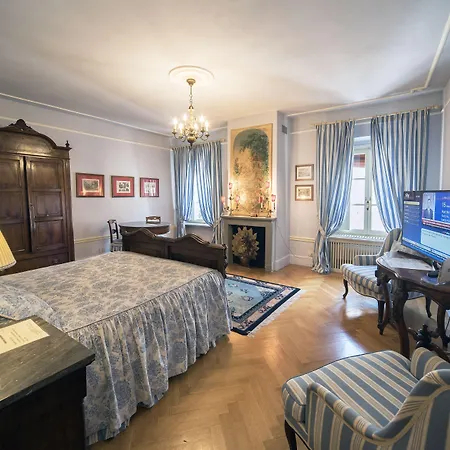 Palazzo Dalla Rosa Prati Aparthotel Parma