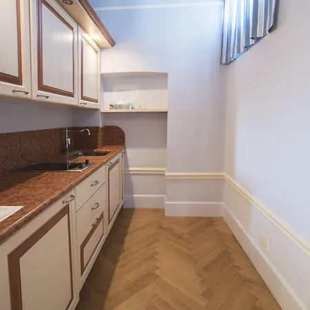 Aparthotel Palazzo Dalla Rosa Prati 4*
