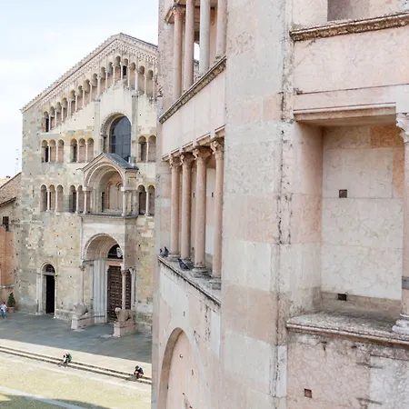 Palazzo Dalla Rosa Prati 4* Parma