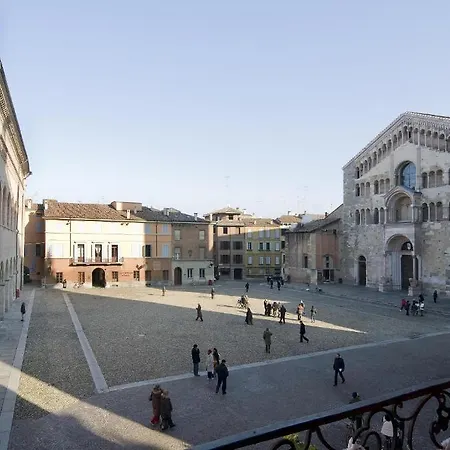 Palazzo Dalla Rosa Prati 2*